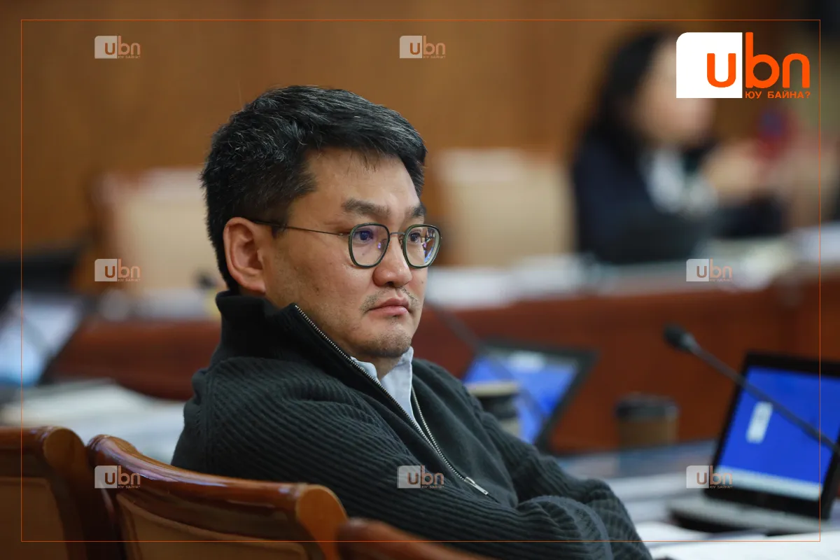 Ө.Шижир: Төр 30 мянган мкв талбайгаа бусдад 50 мянган төгрөгөөр түрээслүүлдэг мөртлөө өөрсдөө мкв нь 170 мянган төгрөгийн талбай түрээсэлдэг