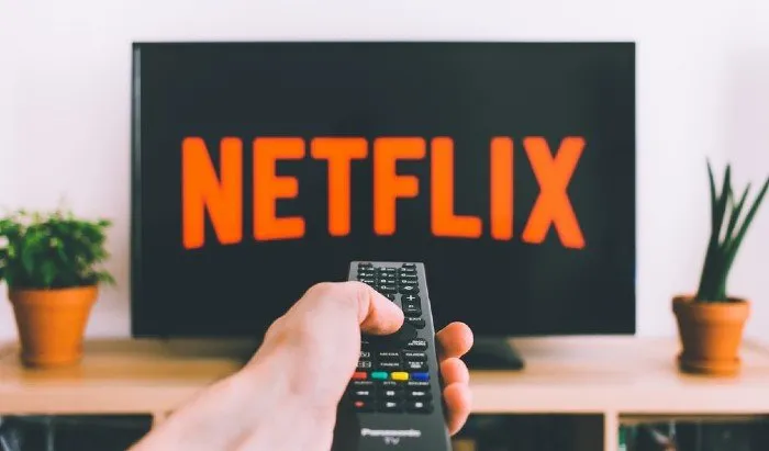 “Netflix” зарим контентоо ҮНЭГҮЙ үзүүлэхээр болжээ