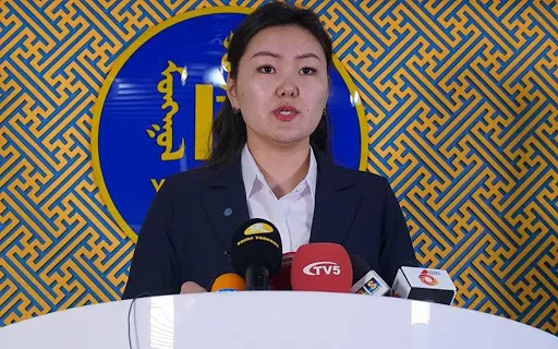 Хугацаа хэтэрсэн зээлийн өрийн үлдэгдэл нийт үлдэгдлийн 7.6 хувийг эзэлж байна