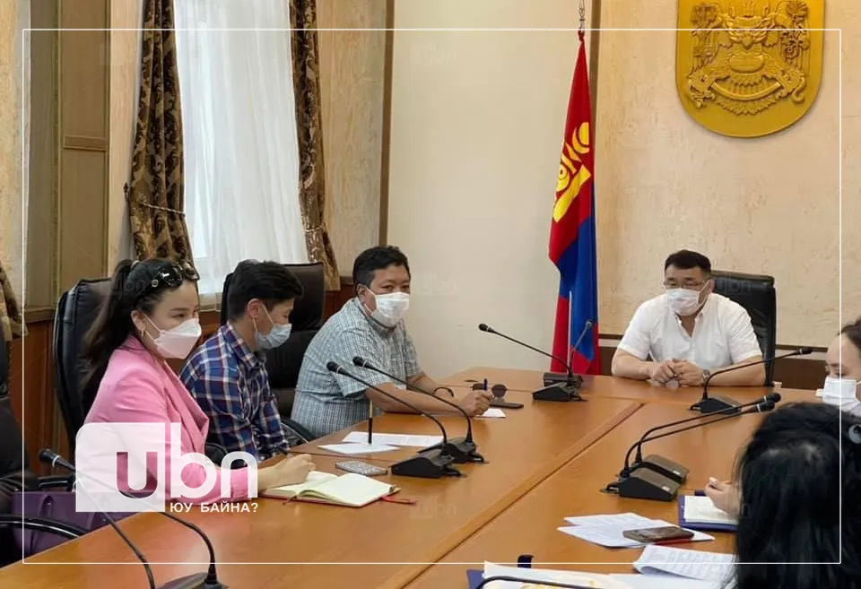 Монголын ресторан зоогийн газрын холбоо хотын удирдлагуудтай уулзалт хийж байна