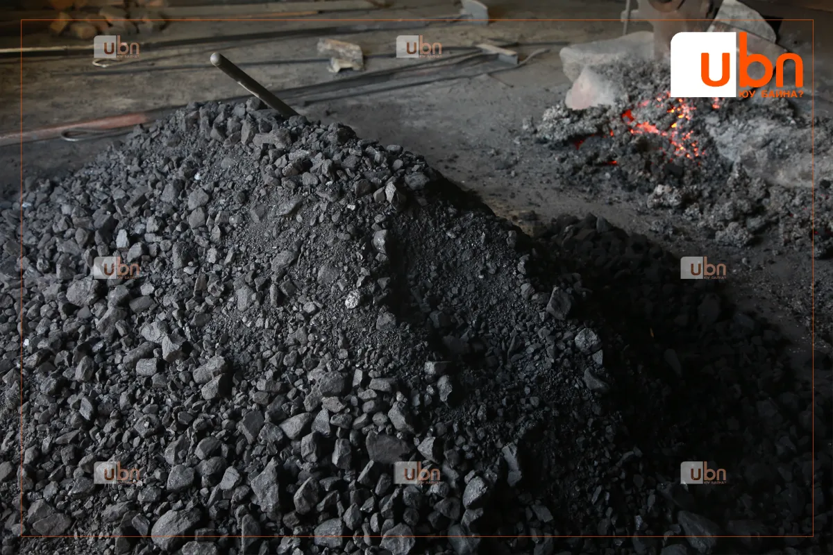 “Ирэх сарын 15-наас уурын болон усан халаалтын 174 зууханд түүхий нүүрс түлэхгүй“