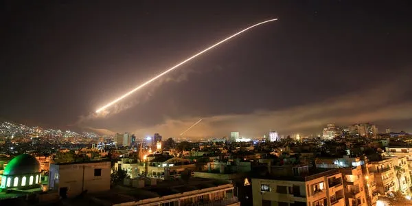 Израил Сирийн армид пуужингийн цохилт өгчээ